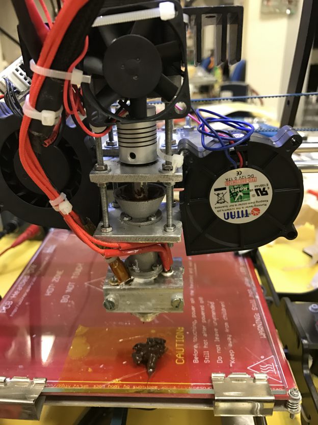 Pellextruder an opensource, lowcost, extruder for